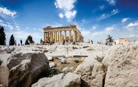 Greqia jep lajmin e rendesishem: Vendi rihap dyert e turizmit me 14 maj